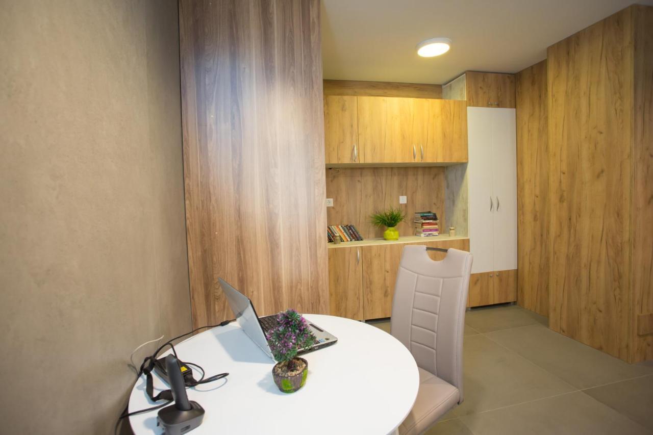 Tilia Hotel Cetinje Ngoại thất bức ảnh
