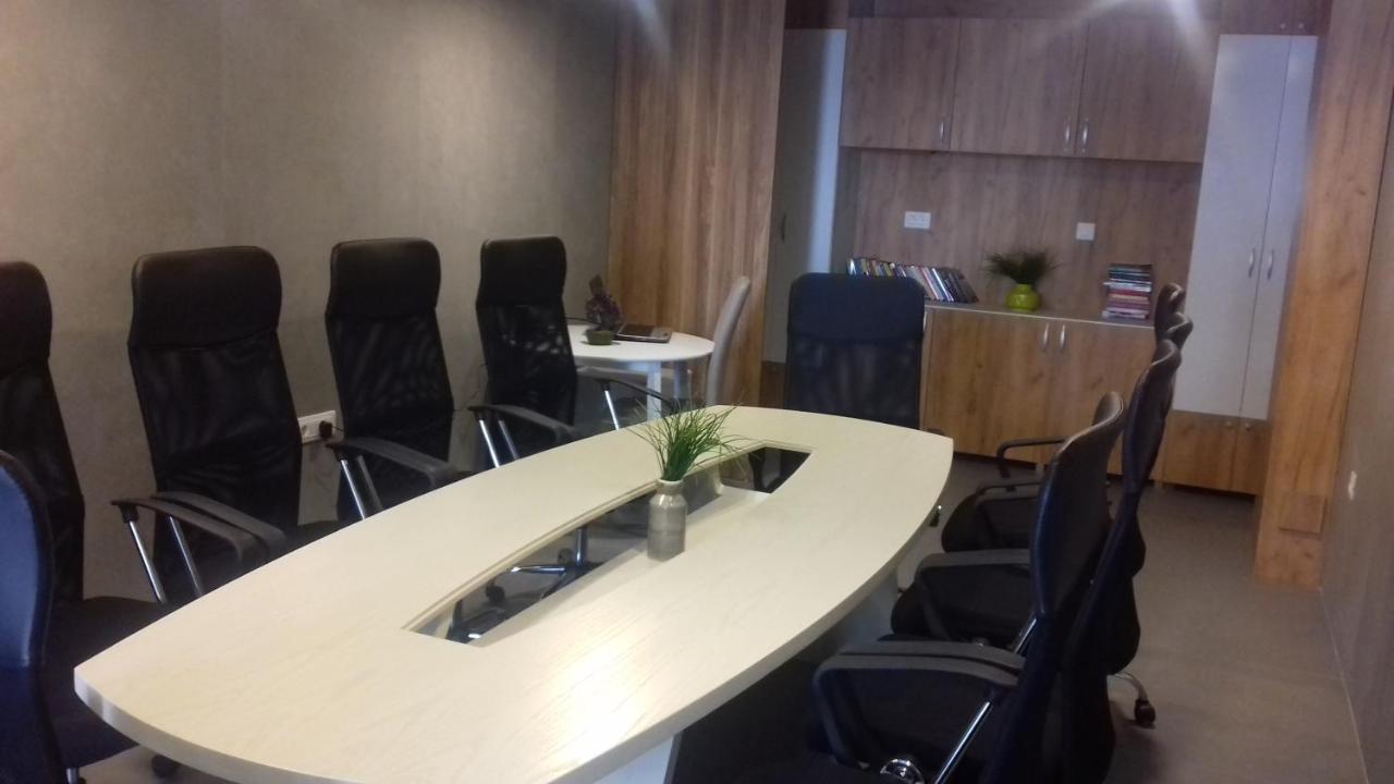 Tilia Hotel Cetinje Ngoại thất bức ảnh