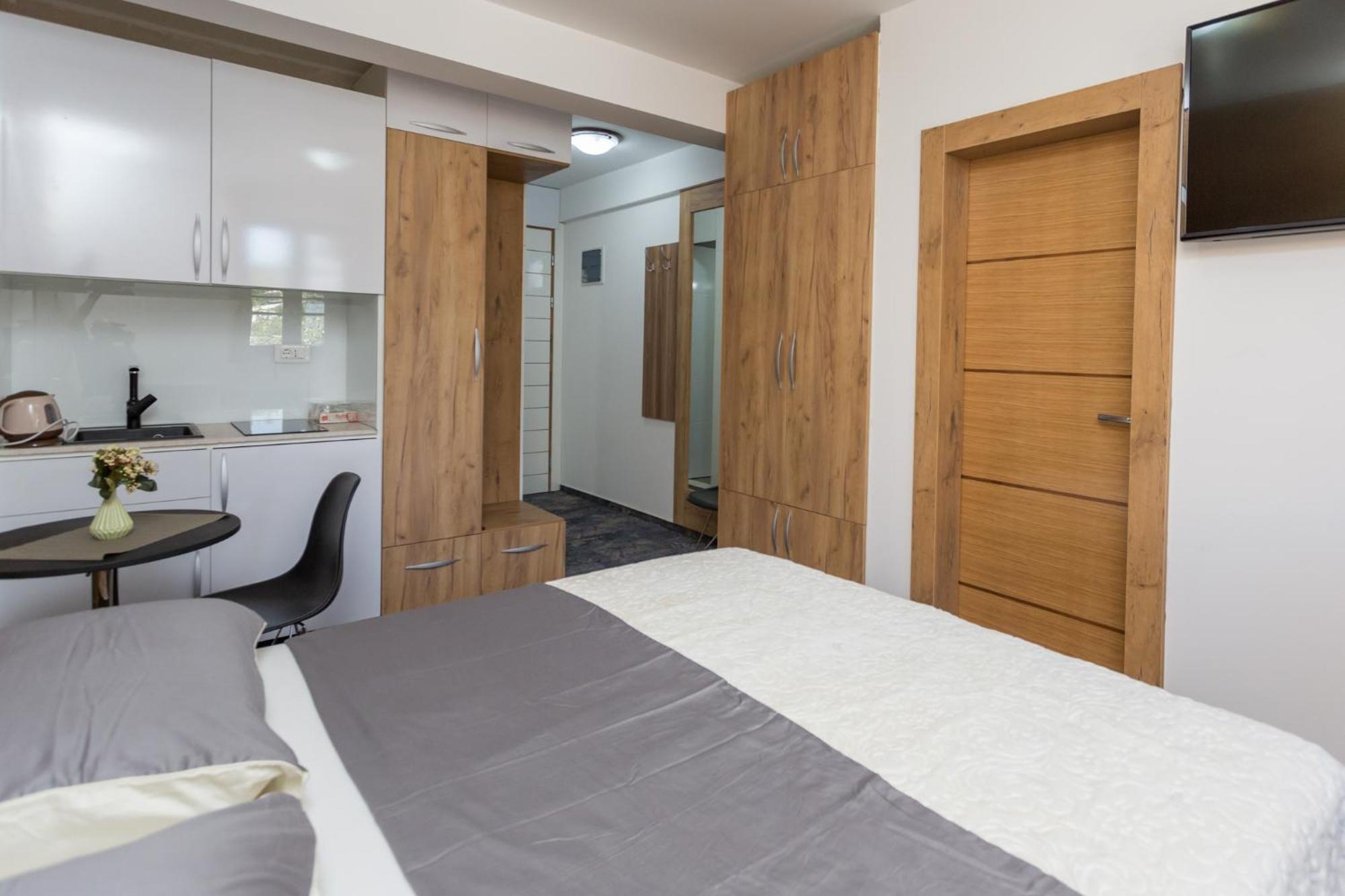 Tilia Hotel Cetinje Ngoại thất bức ảnh