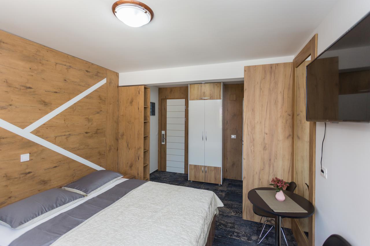 Tilia Hotel Cetinje Ngoại thất bức ảnh