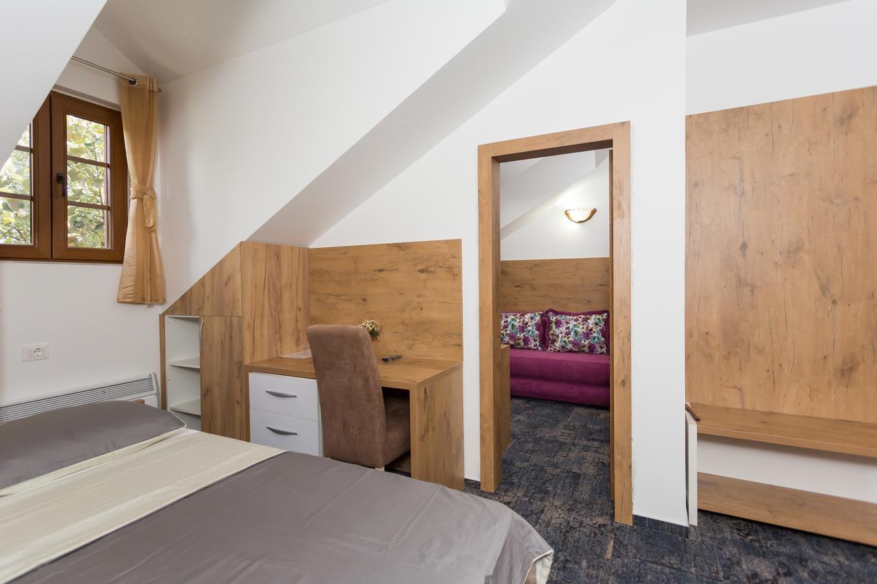 Tilia Hotel Cetinje Ngoại thất bức ảnh