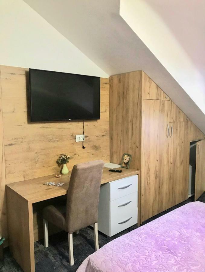 Tilia Hotel Cetinje Ngoại thất bức ảnh